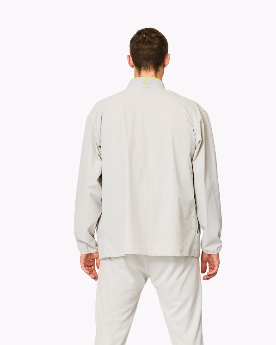LA VESTE D'ÉCHAUFFEMENT VA